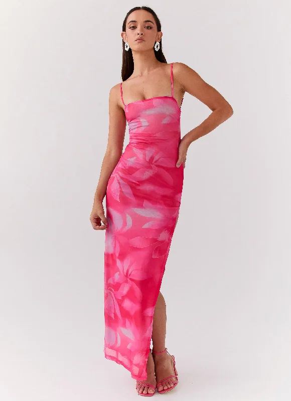 Weekend Exclusive Life In Pink Maxi Dress - Abstract Bloom Chic Allure