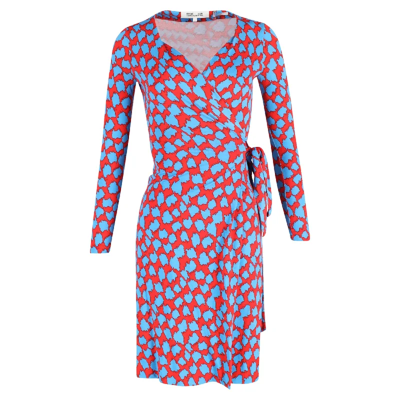 Fresh Styles, Fresh Deals Diane von Furstenberg Julian Long Sleeves Wrap Dress in Blue and Red Silk Feminine Soft - Hued Look