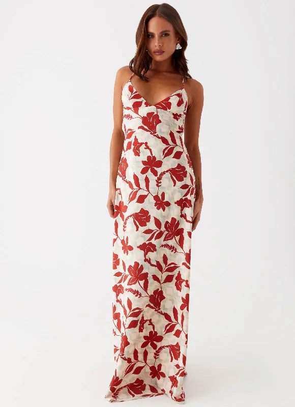 Style Without Limits Cecily Maxi Dress - Red Green Floral Mid - Week Surprise