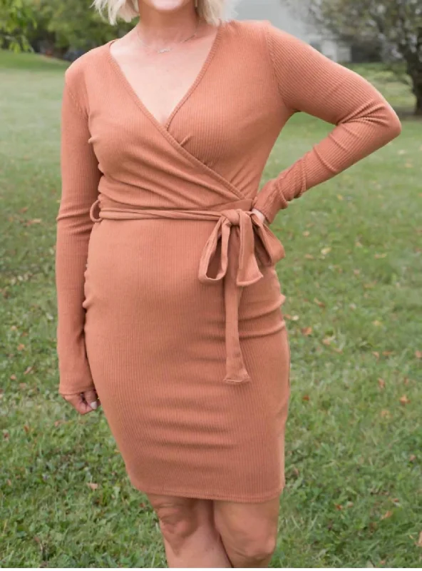 Laid-Back Fashion Offers Perfect Long Sleeve Ribbed Knit Dress In Cognac Spring Fling Sale