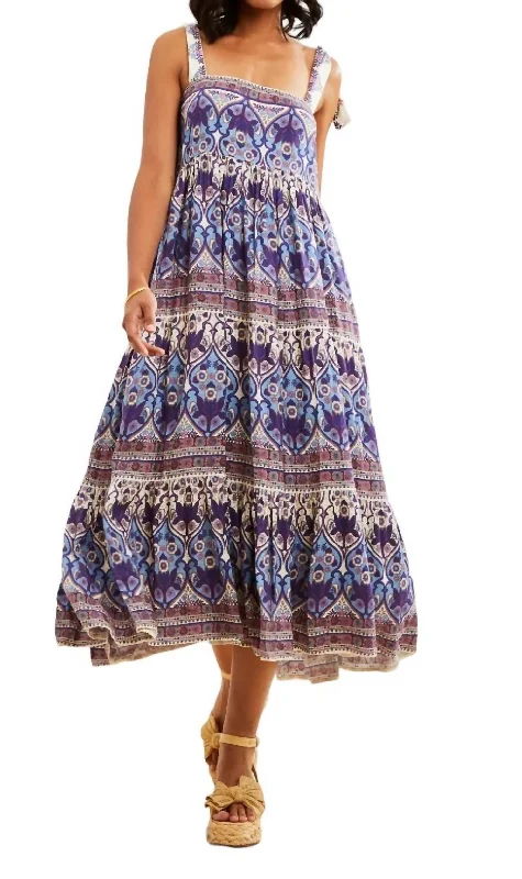 Trend Forward Threads Brinley Maxi Dress In Delilah Border Print Graceful Drape