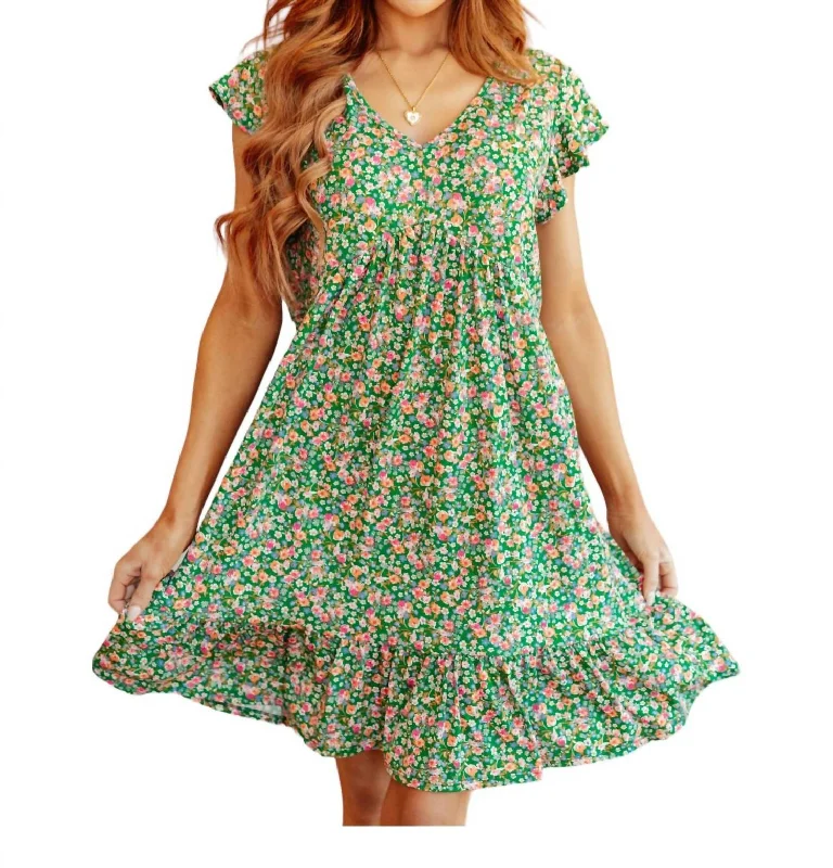 Trendy Threads Can't Fight The Feeling Floral Dress In Green Limited - Time Bundle