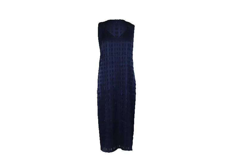 Edgy Fashion Deals Diane Von Furstenberg Sleeveless V-Neck Tailored Midi Dress in Blue Rayon Limited - Stock