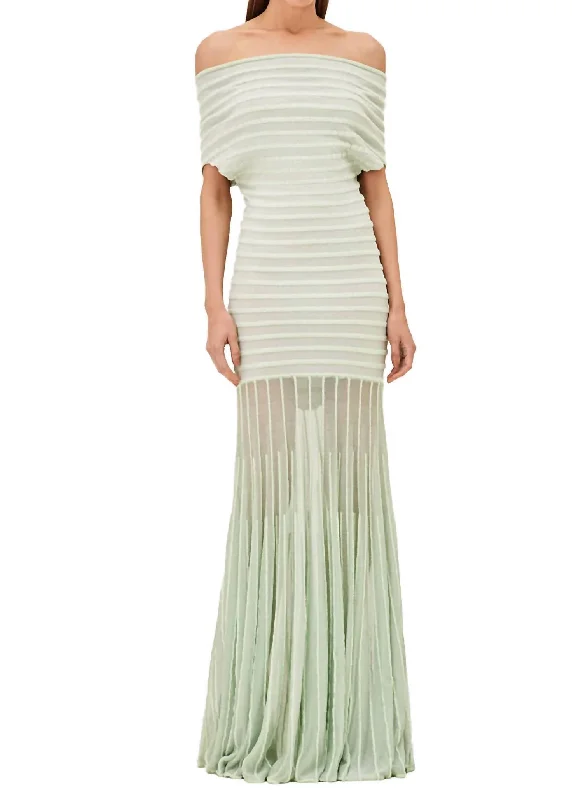 Unleash Your Fashion Marce Maxi Dress In Mint Charming Silhouette