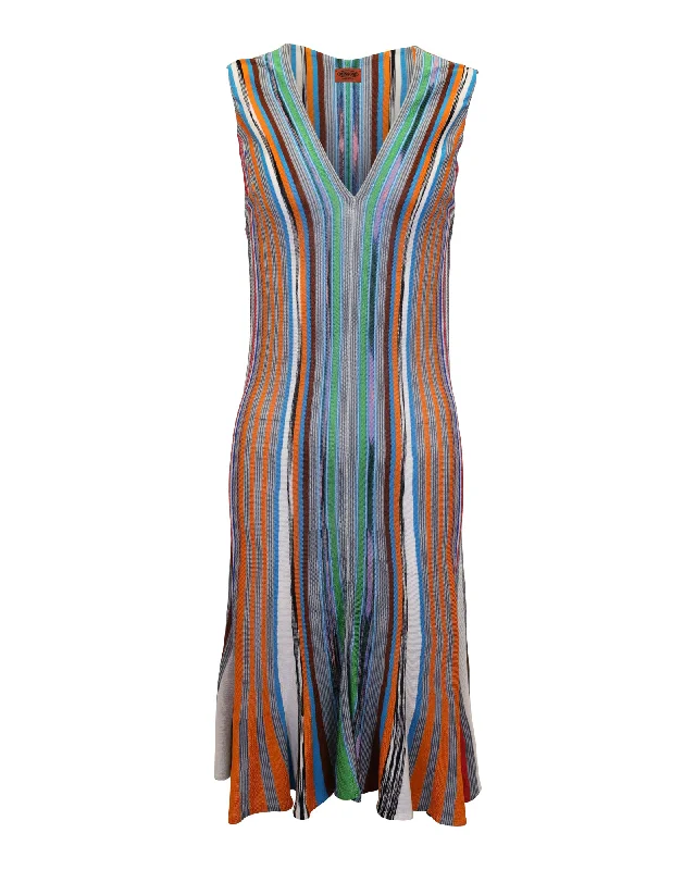 Massive Savings Missoni V-Neck Flared Midi Dress in Multicolor Rayon Winter Warm - Up Sale