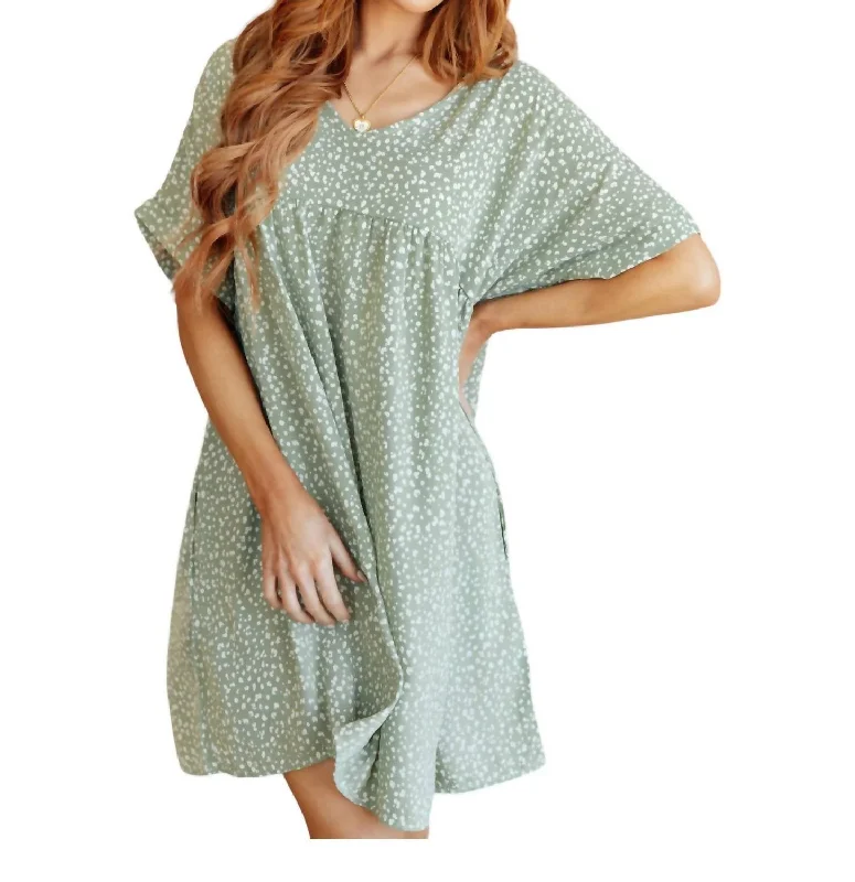 The Latest Fashion Trends Rodeo Lights Dolman Sleeve Dress In Green Floral Big Savings on Rustic Countryside Styles