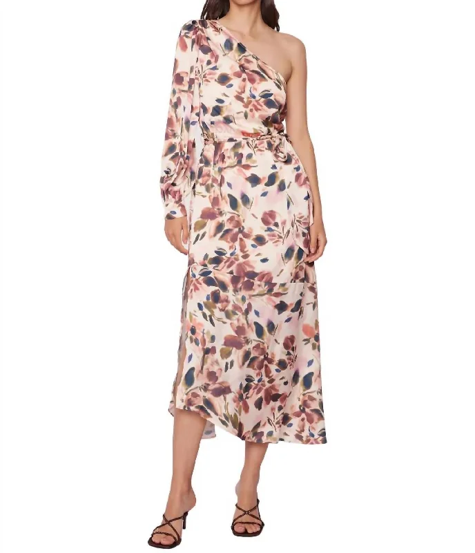 Urban Fashion Thea Maxi Dress In Cream-Floral-Multi End - of - Month Blowout